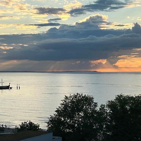 Luxe Baltic Sunset Apartment Miedzyzdroje Luaran gambar